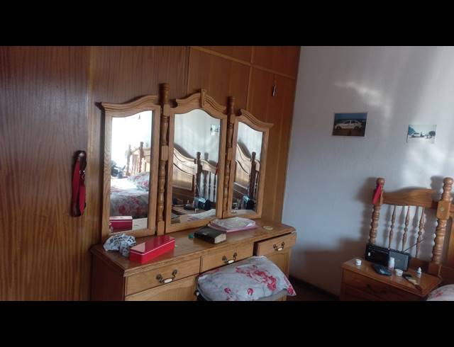 2 BEDROOM APARTMENT FOR SALE IN SPRINGS CENTRAL